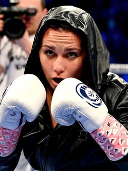 wavespeed-ai/wan-2.1/text-to-image-lora